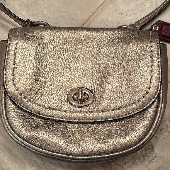 Coach Crossbody Bag - Picture 3 of 5